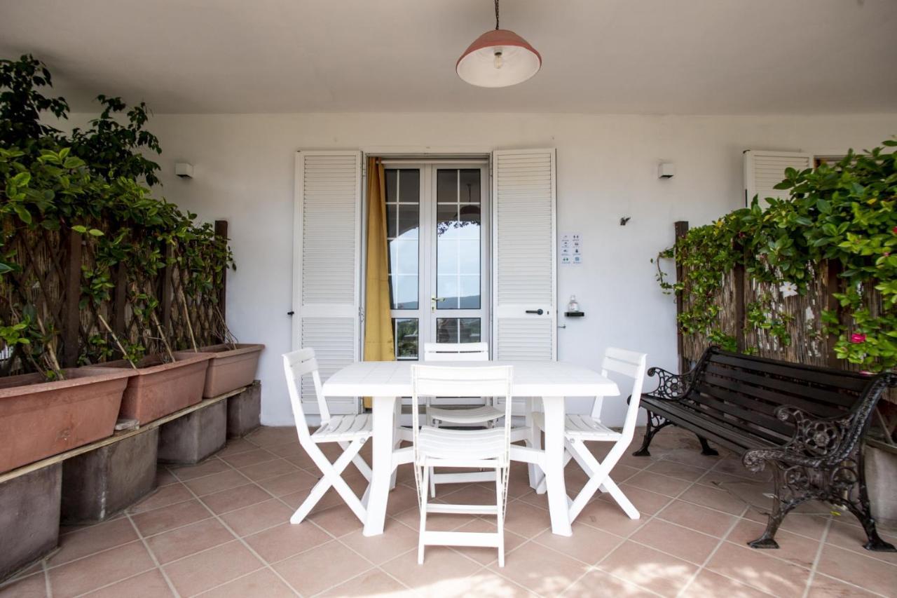 La Palazzina Nel Verde - Goelba Casa Alzi Exteriér fotografie