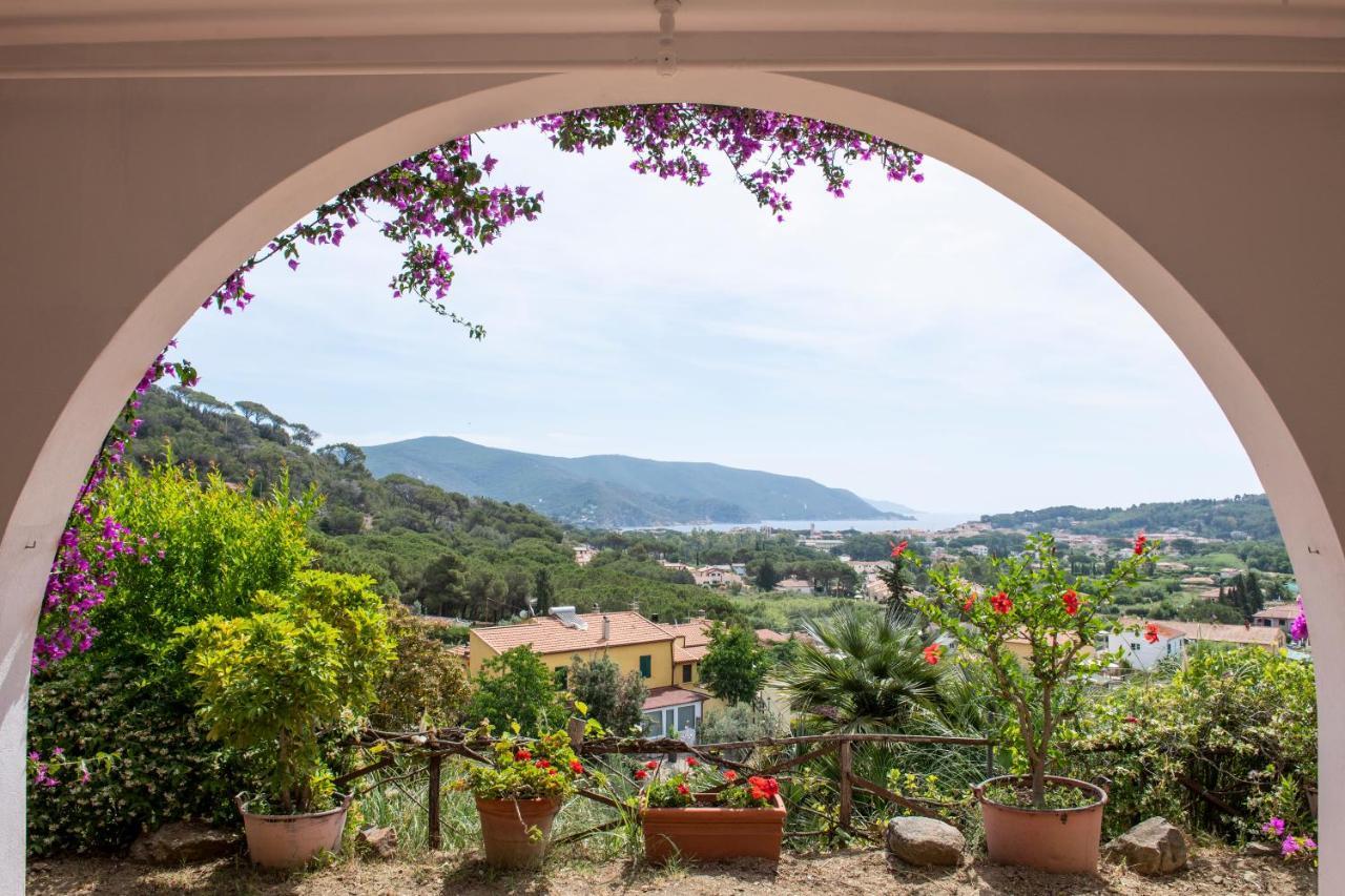 La Palazzina Nel Verde - Goelba Casa Alzi Exteriér fotografie