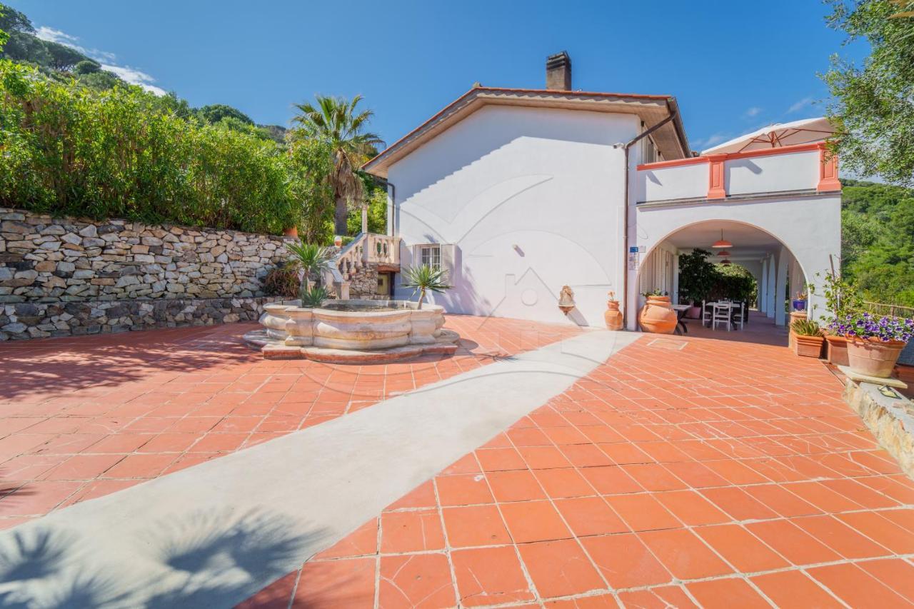La Palazzina Nel Verde - Goelba Casa Alzi Exteriér fotografie